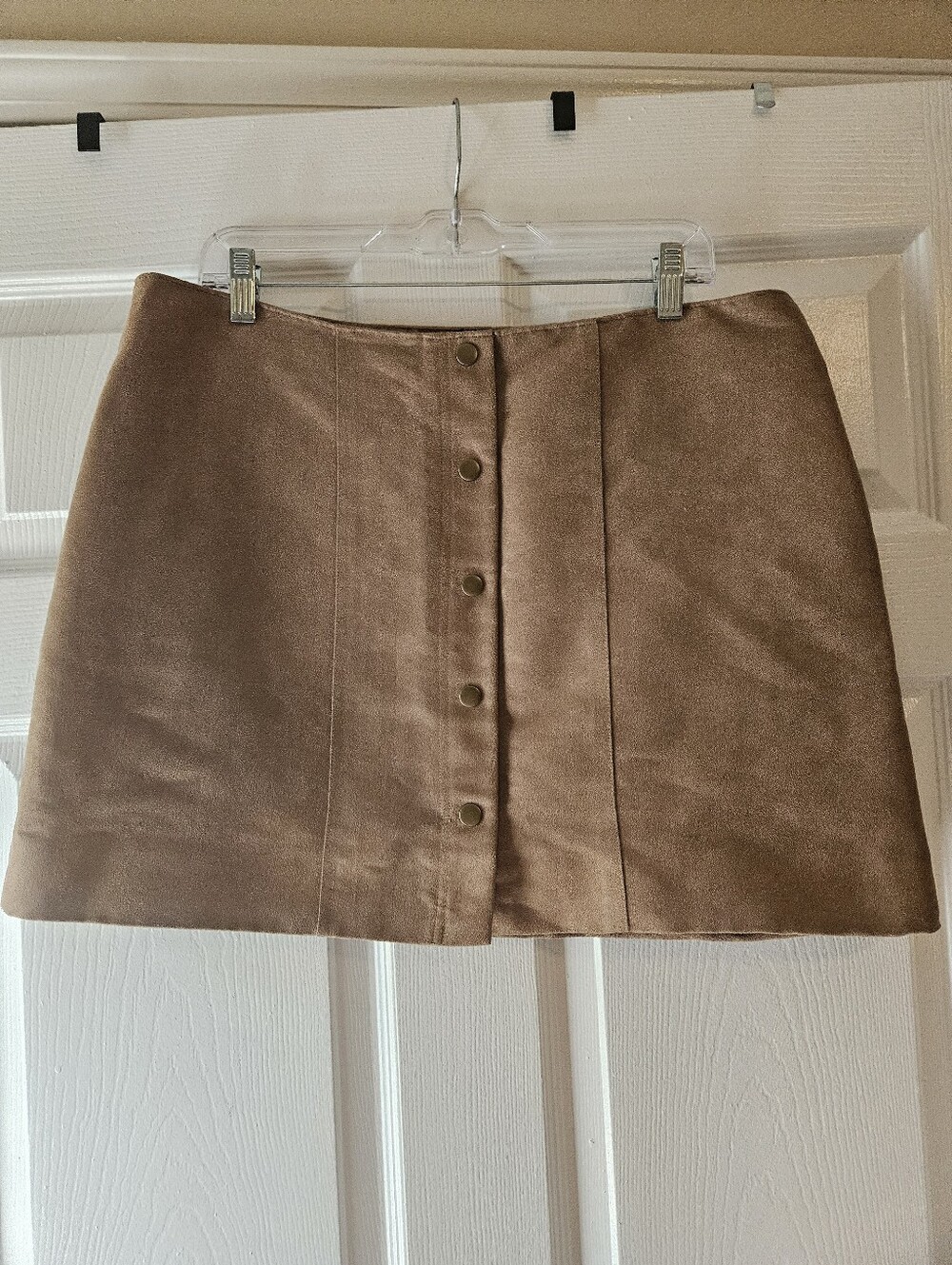 Old Navy Women’s Tan Suede Button-Front Mini Skirt